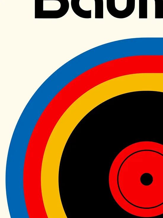 Gros plan sur vinyle et ruban de l'affiche Bauhaus geometrique