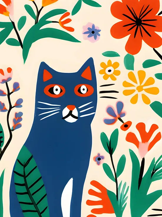 Gros plan sur les chats bleu et orange parmi le feuillage noir