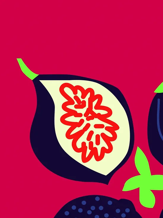 Gros plan sur les figues fruit coupees a la chair rouge et creme