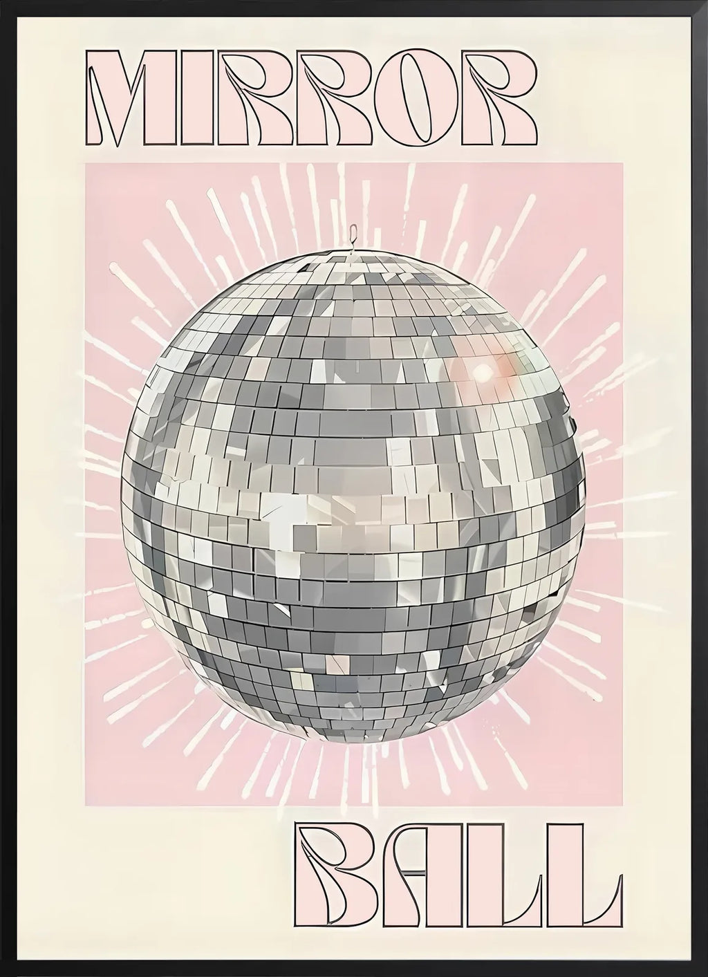 Encadrement noir mat autour de la boule disco argentee Mirror Ball
