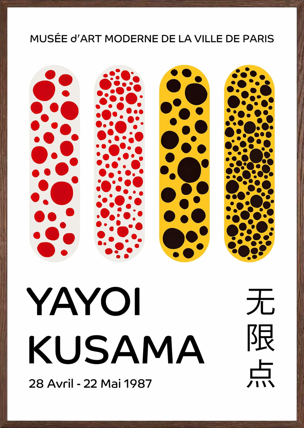 Cadre chene clair entourant l'affiche capsules a pois de Kusama