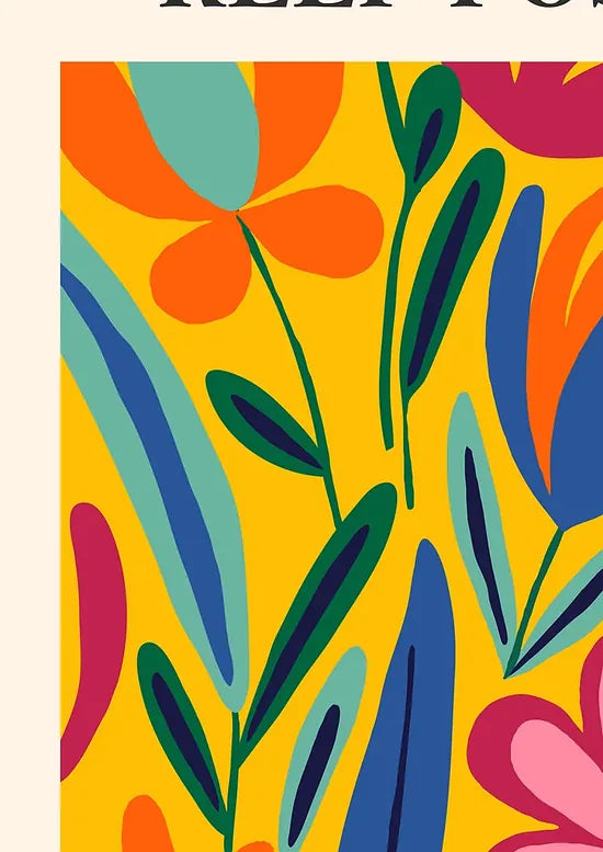 Gros plan sur les fleurs bleues et roses de l'affiche florale Matisse