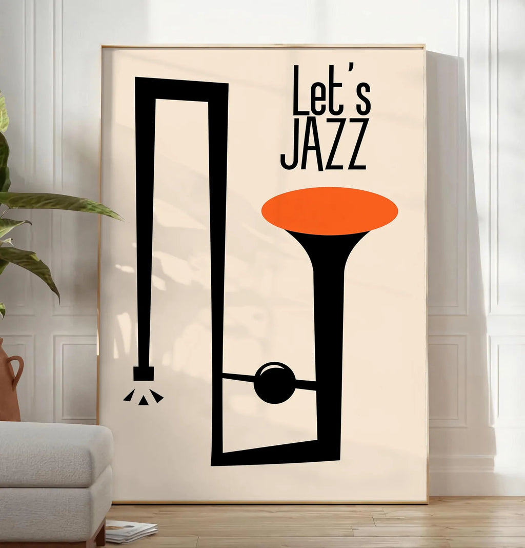 Reproduction affiche jazz minimaliste, posee au sol dans un salon minimaliste clair, a cote d'un canape beige et d'une plante verte, sur un parquet clair