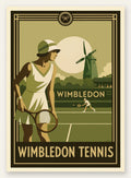 Joueuse de tennis 1920 et raquette en bois, moulin et gazon Wimbledon