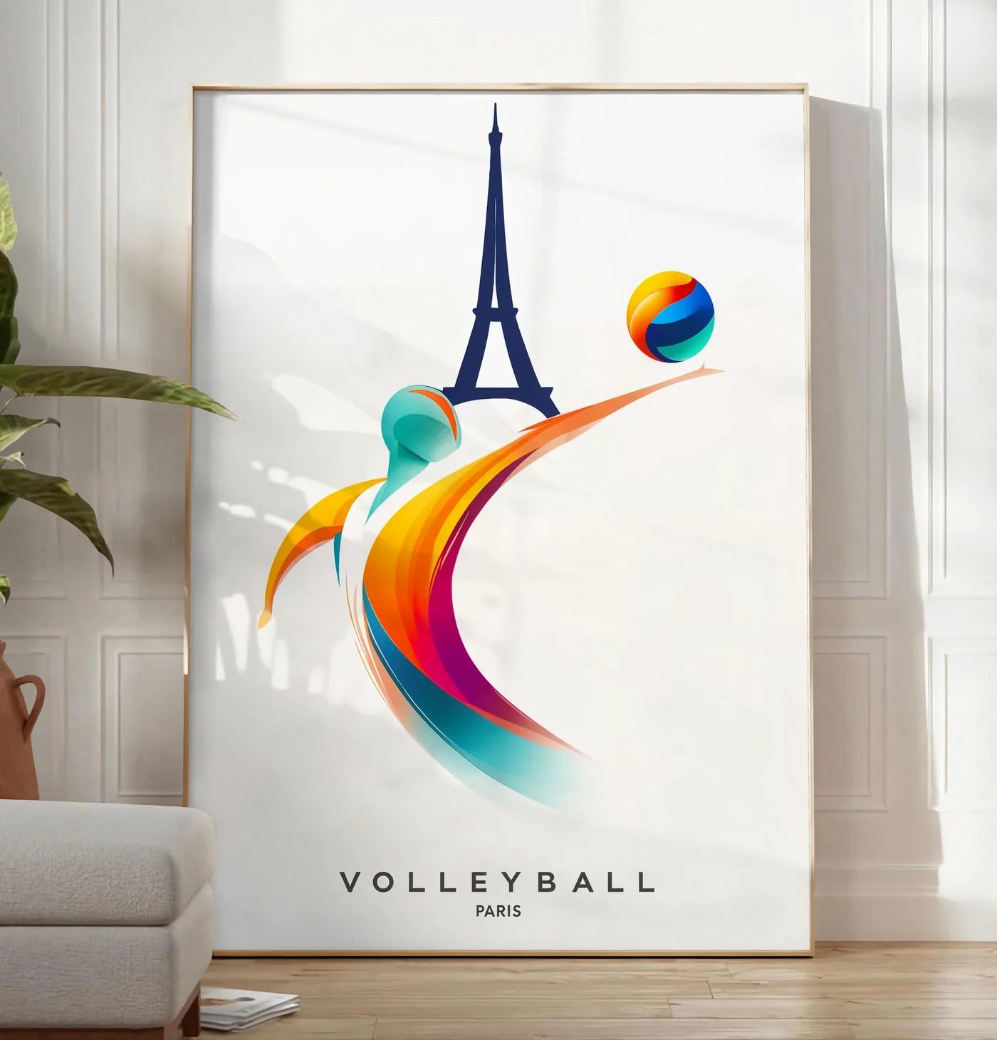 Reproduction joueur de volley stylisé devant la silhouette de la Tour Eiffel, posee au sol dans un salon minimaliste clair, a cote d'un canape beige et d'une plante verte, sur un parquet clair
